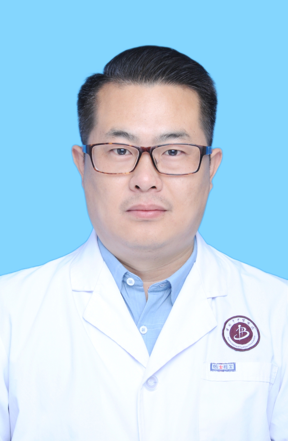 杨可--针灸科副主任中医师